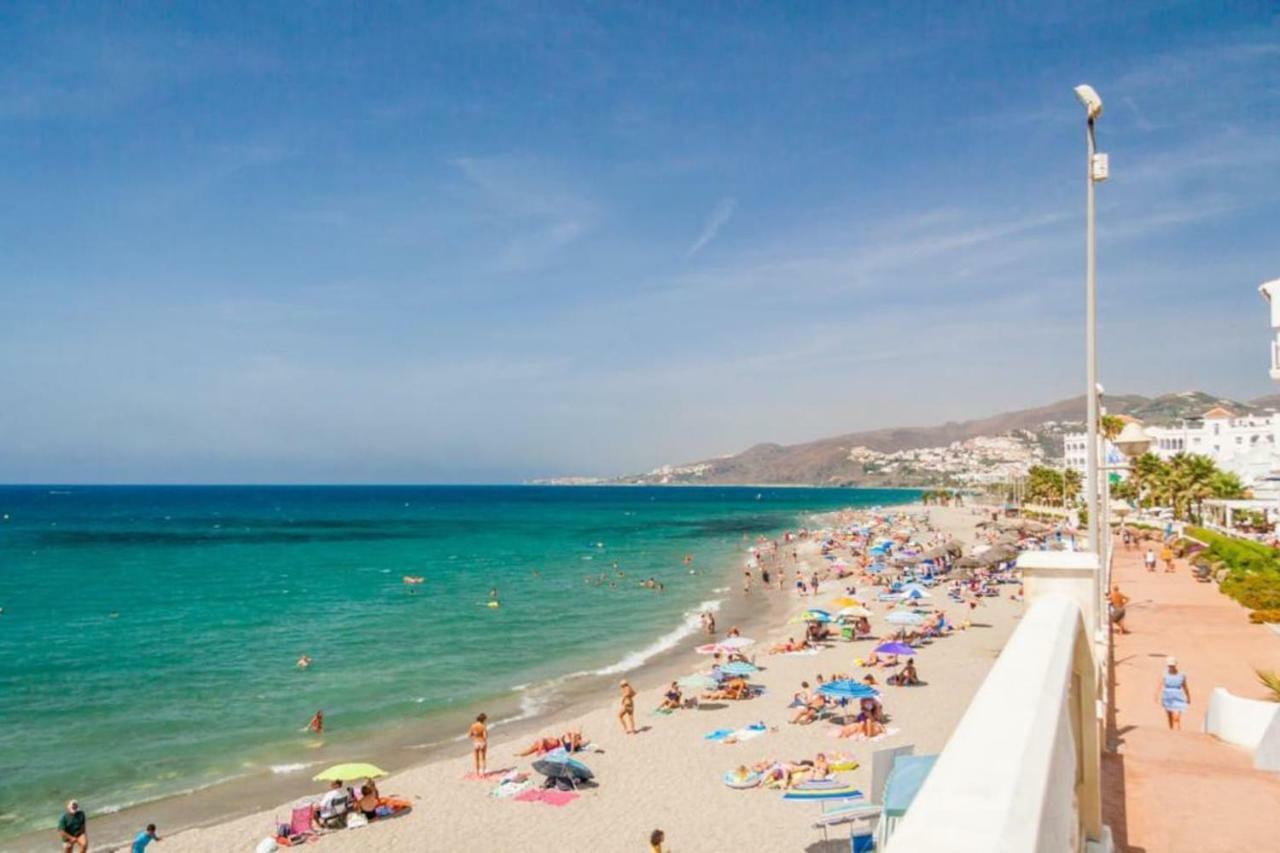 Neptuno Torrecilla Beach Нерха Экстерьер фото