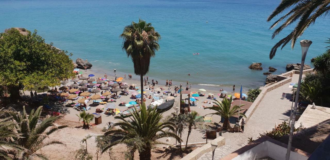 Neptuno Torrecilla Beach Нерха Экстерьер фото